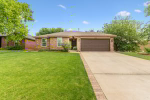 1712 De Vita Rd_003.jpg