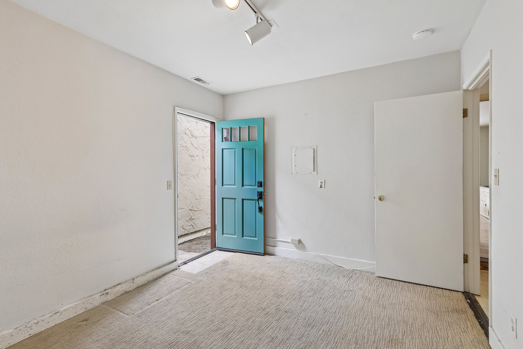 Escalona Dr-S1609-021.jpg