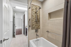 Escalona Dr-S1609-026.jpg