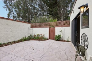 Escalona Dr-S1609-031.jpg