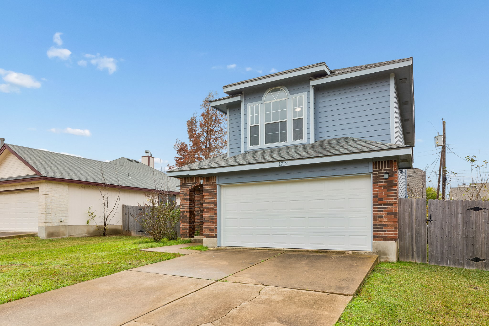 Warm and welcoming 3BR/2.5BA home with 2 living areas.