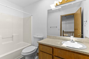  Photo 48