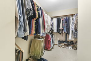 Primary Bedroom Closet