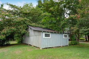 Detached Garage