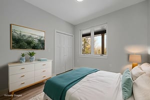 DSC04943 virtually staged.jpeg