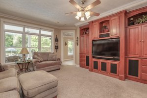 17134 Longview Dr, Smithfield, VA 23430, USA Photo 21