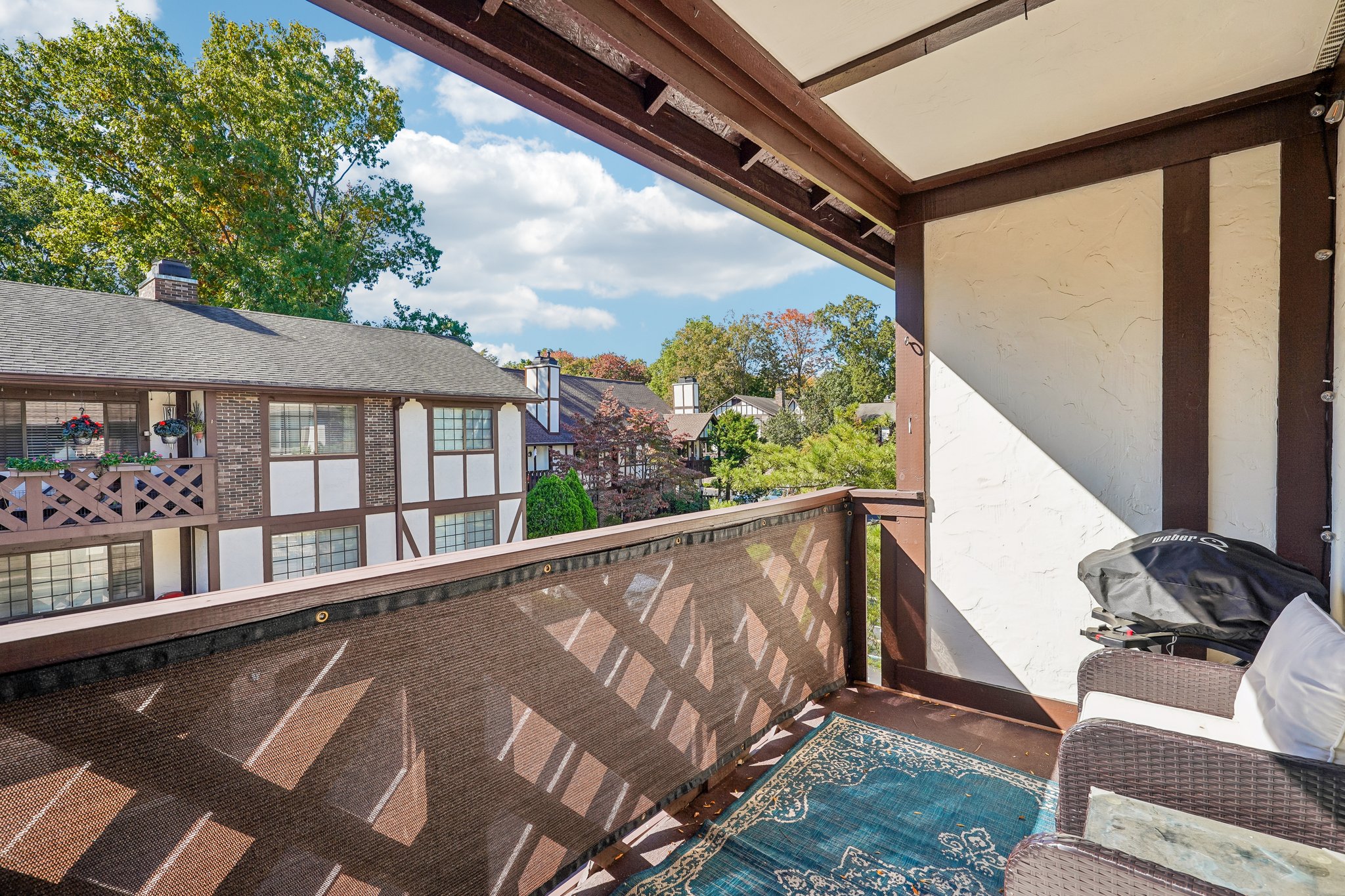 Faulkner Ct-S0810-030.jpg
