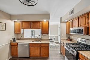 Faulkner Ct-S0810-014.jpg