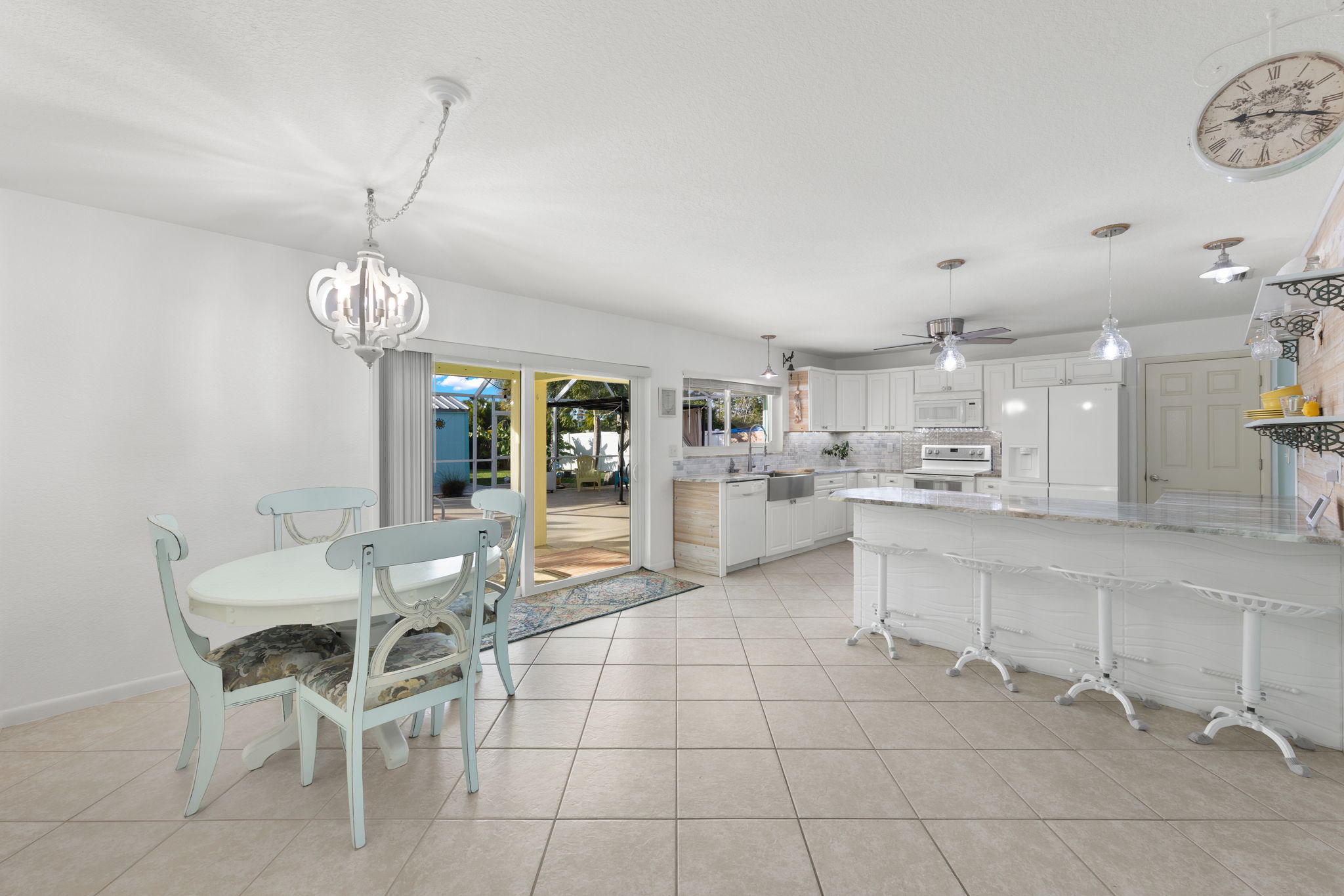 Dining Room 1 of 2