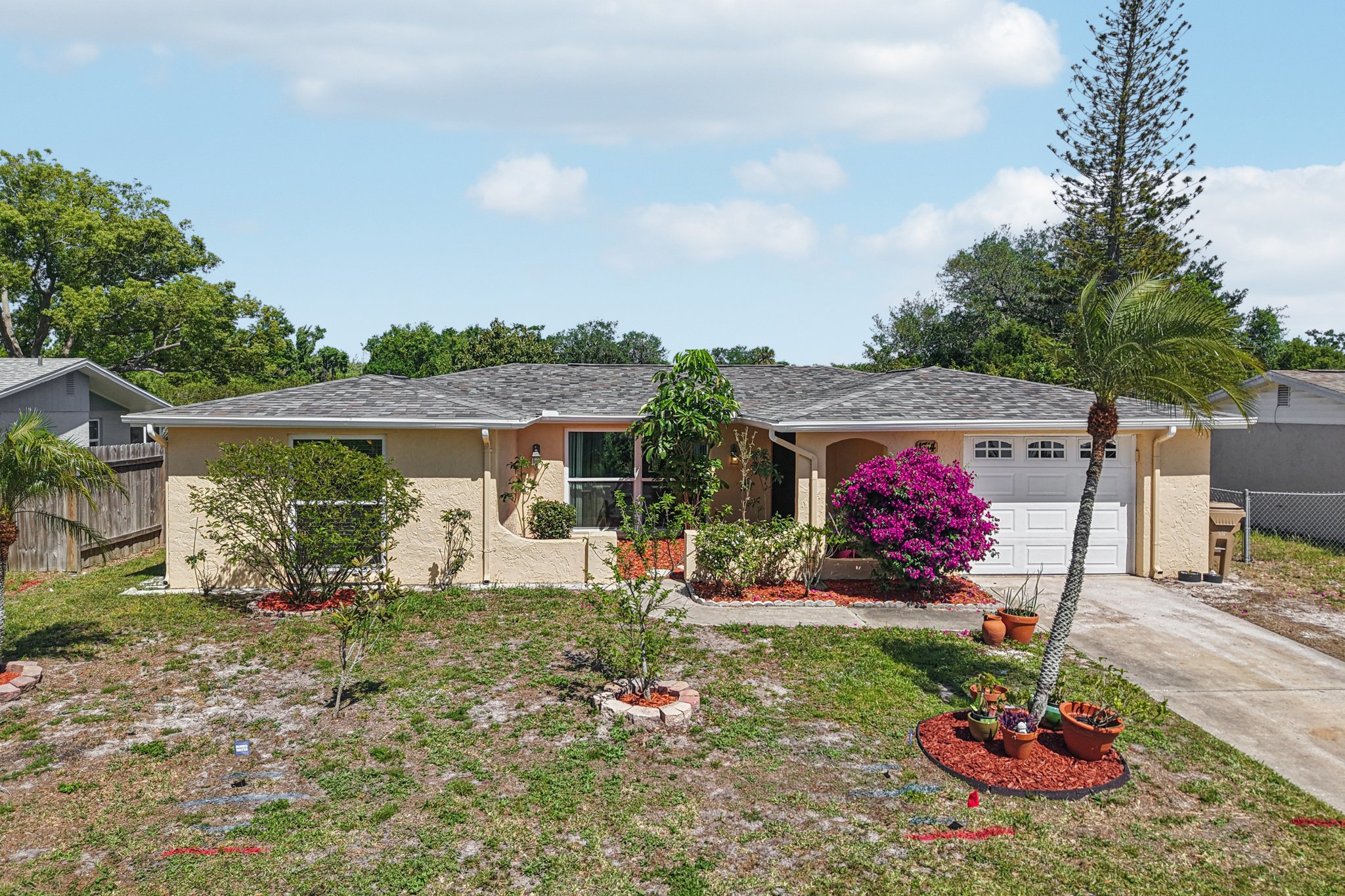 Springdale Dr-S1604-041.jpg