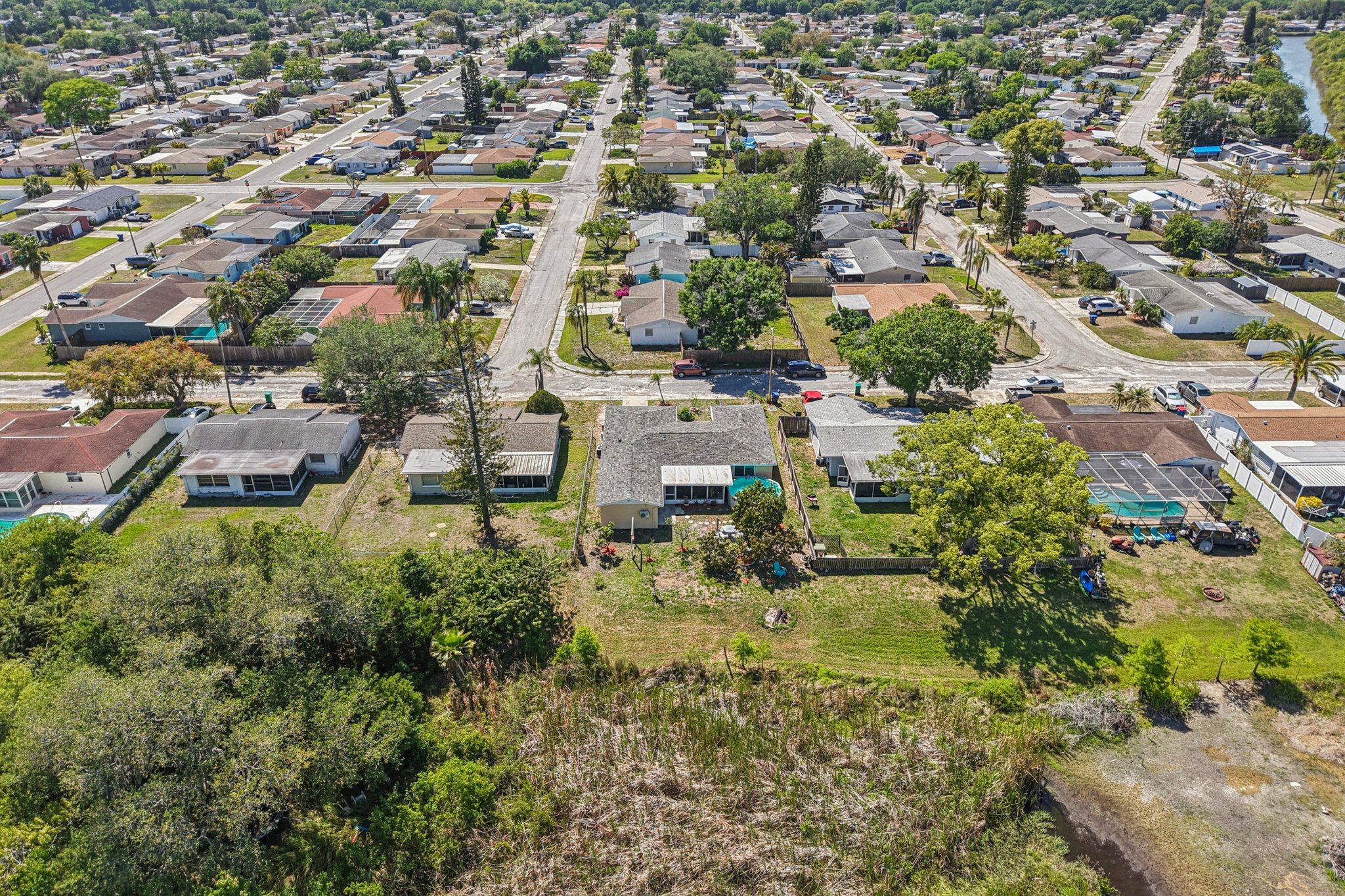 Springdale Dr-S1604-050.jpg