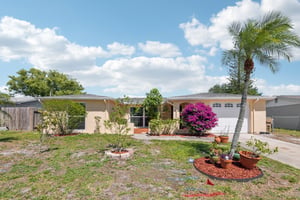 Springdale Dr-S1604-001.jpg
