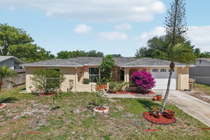 Springdale Dr-S1604-041.jpg