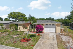 Springdale Dr-S1604-042.jpg