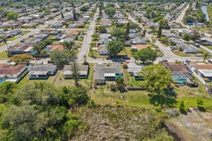 Springdale Dr-S1604-050.jpg