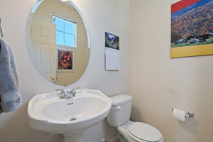  Photo 40