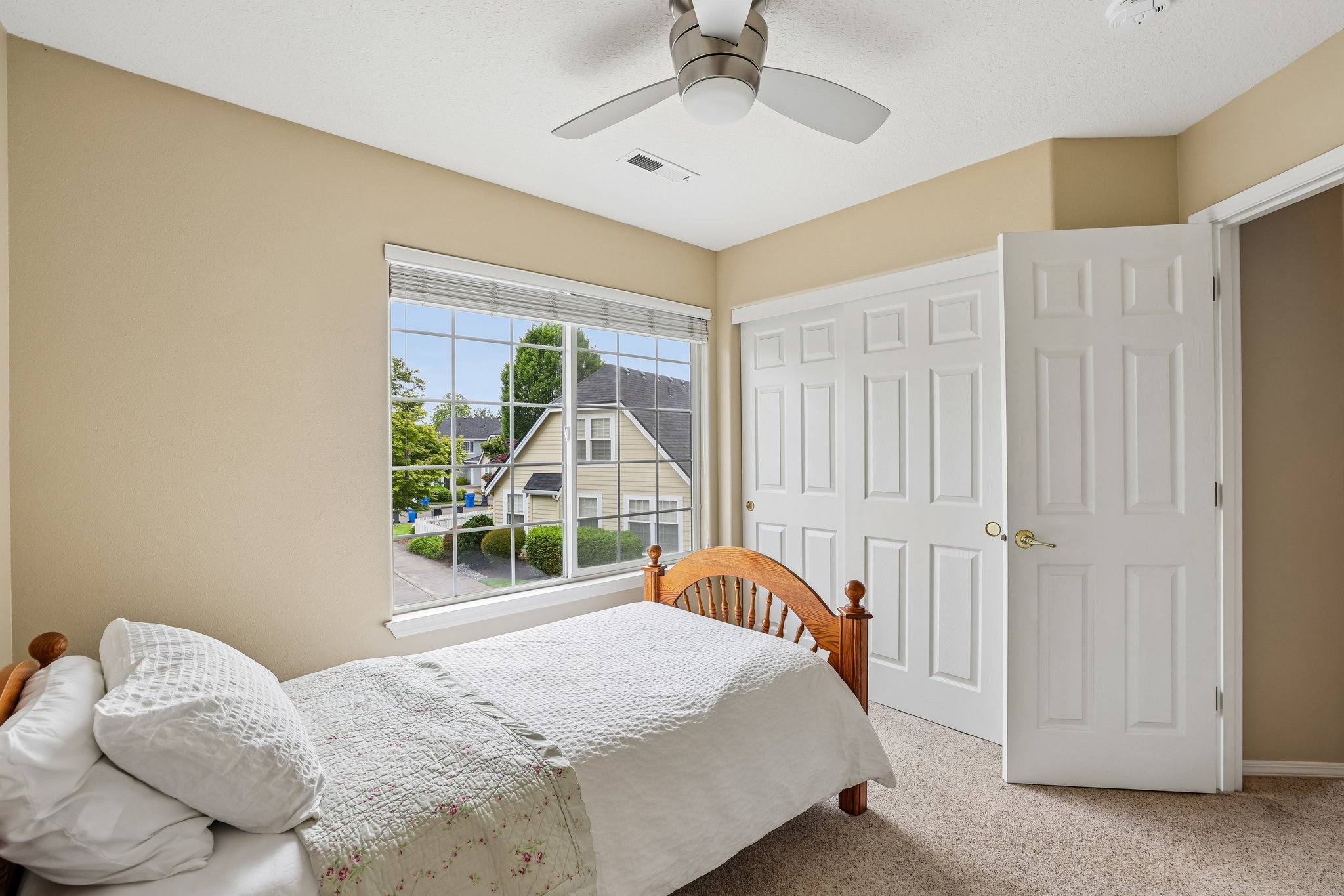 SE 23rd Dr 58-S0905-028.jpg