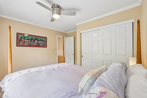 SE 23rd Dr 58-S0905-026.jpg