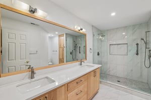 SE 23rd Dr 58-S0905-034.jpg