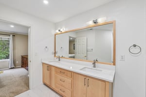 SE 23rd Dr 58-S0905-036.jpg