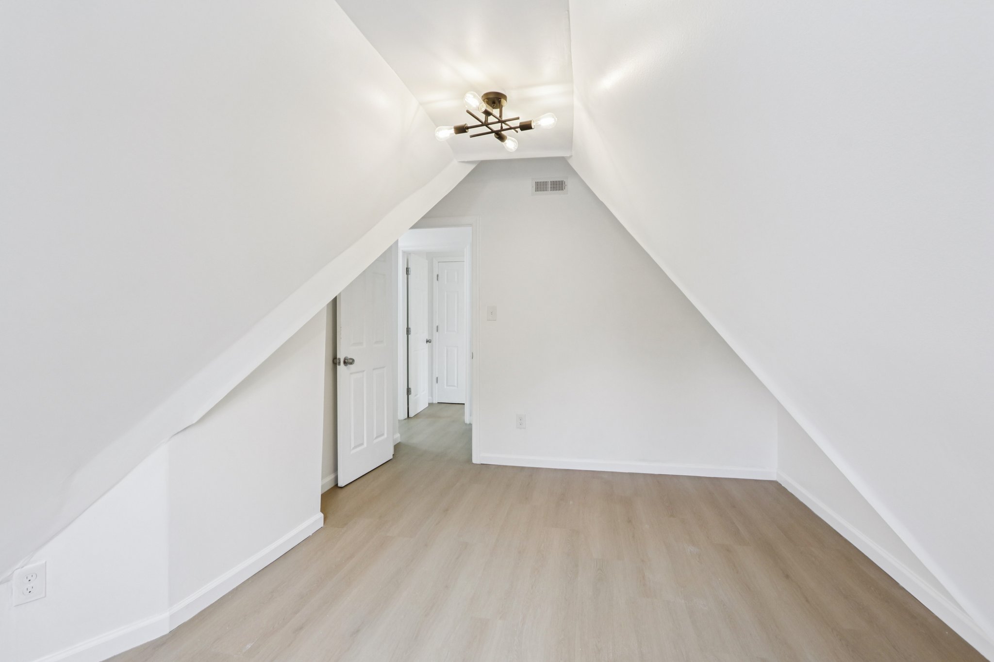 47th St-S3010-032.jpg