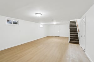 47th St-S3010-034.jpg