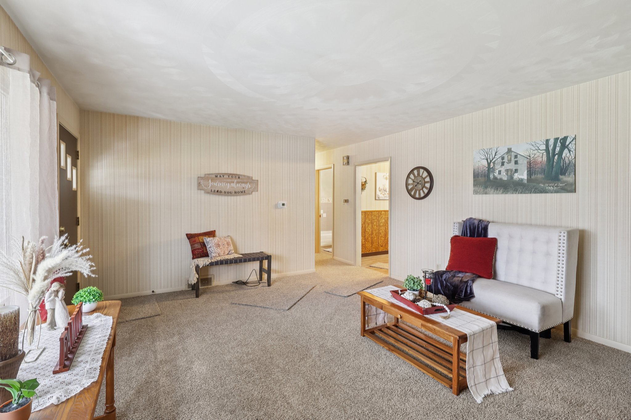 Pleasantview Ave-S0801-010.jpg