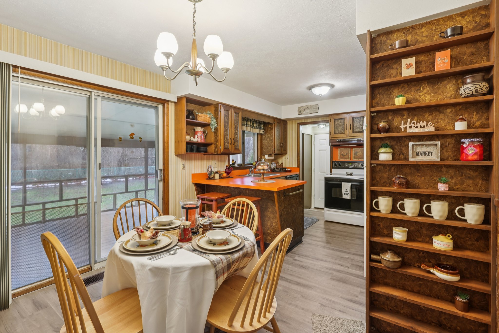 Pleasantview Ave-S0801-012.jpg