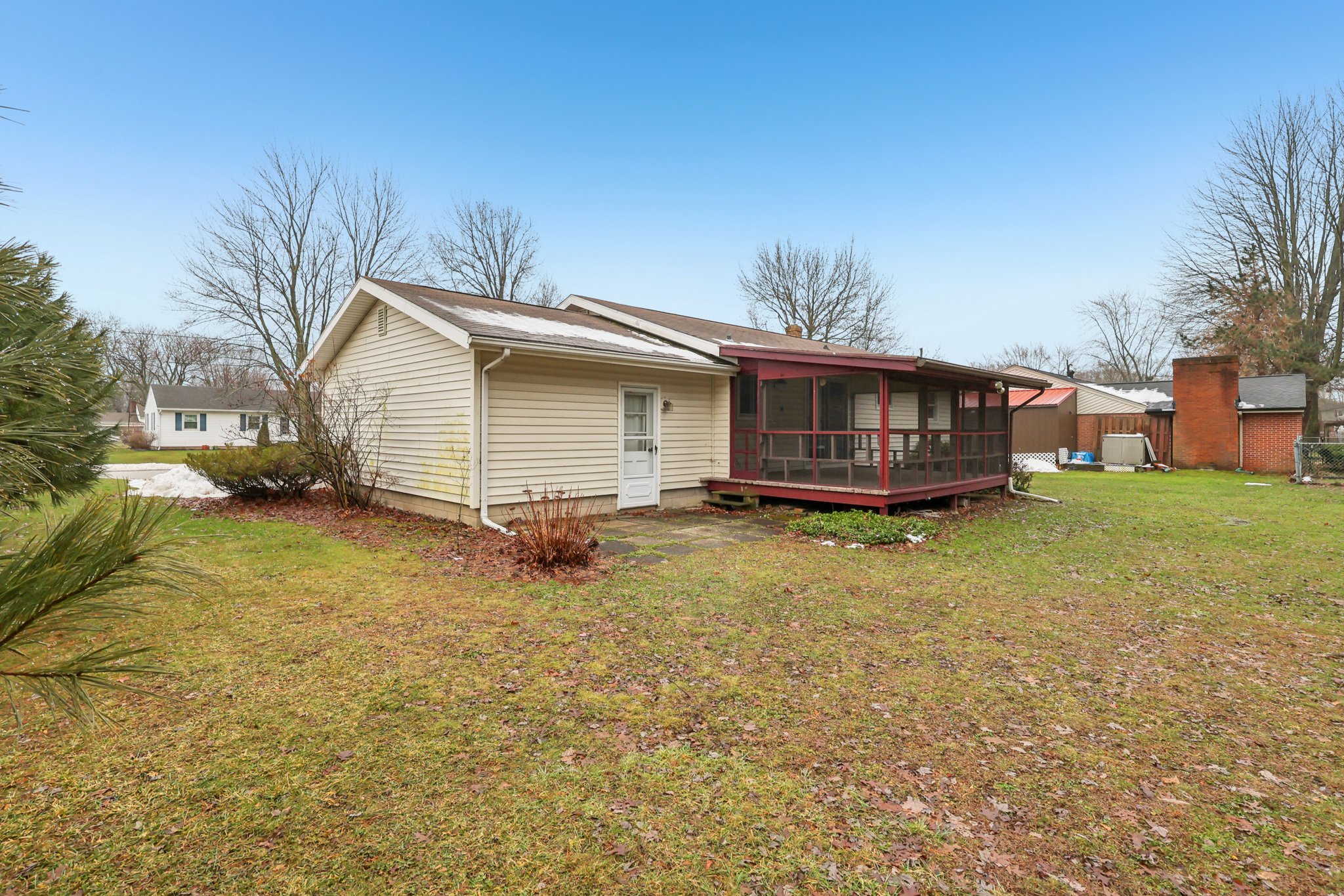 Pleasantview Ave-S0801-050.jpg