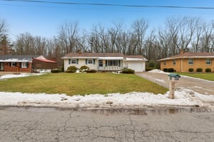 Pleasantview Ave-S0801-001.jpg