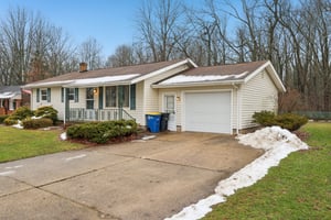 Pleasantview Ave-S0801-005.jpg