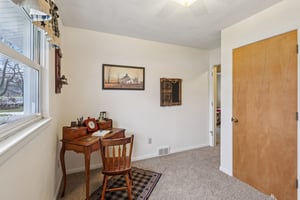 Pleasantview Ave-S0801-020.jpg