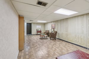 Pleasantview Ave-S0801-034.jpg