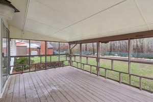 Pleasantview Ave-S0801-046.jpg