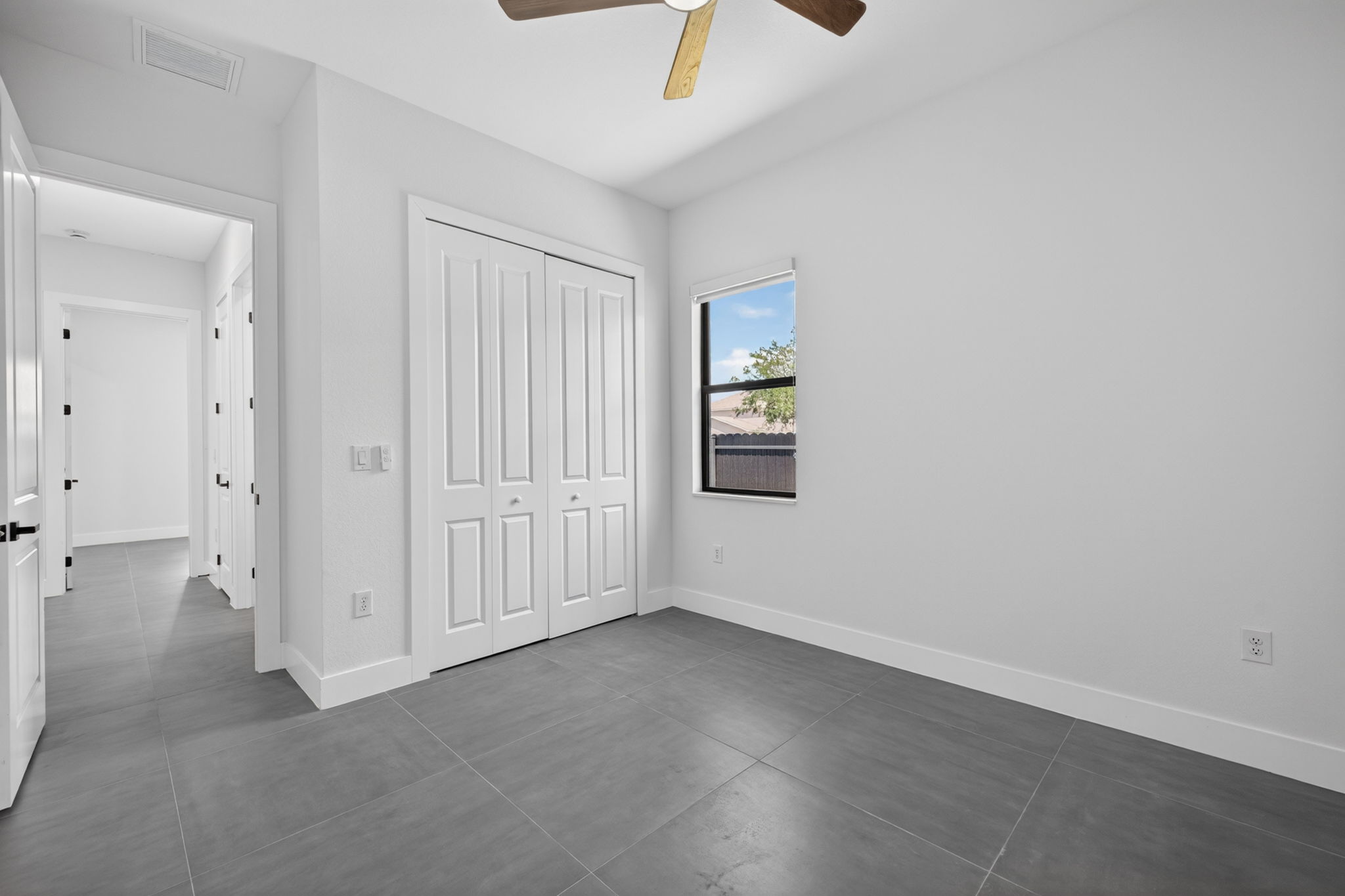 26-Guest Bedroom 2- 2 of 2