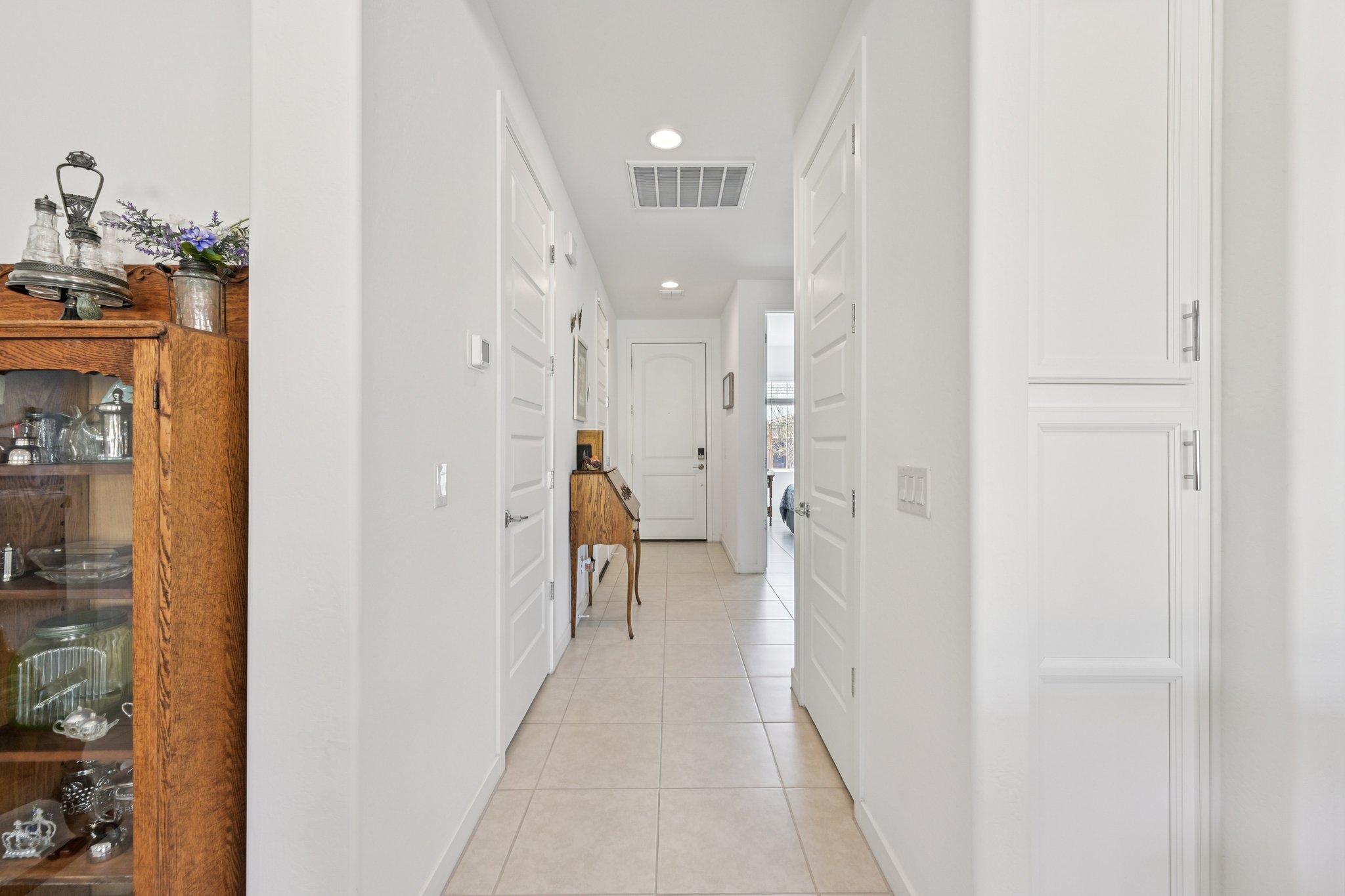 W Fallen Leaf Ln-S2002-007.jpg