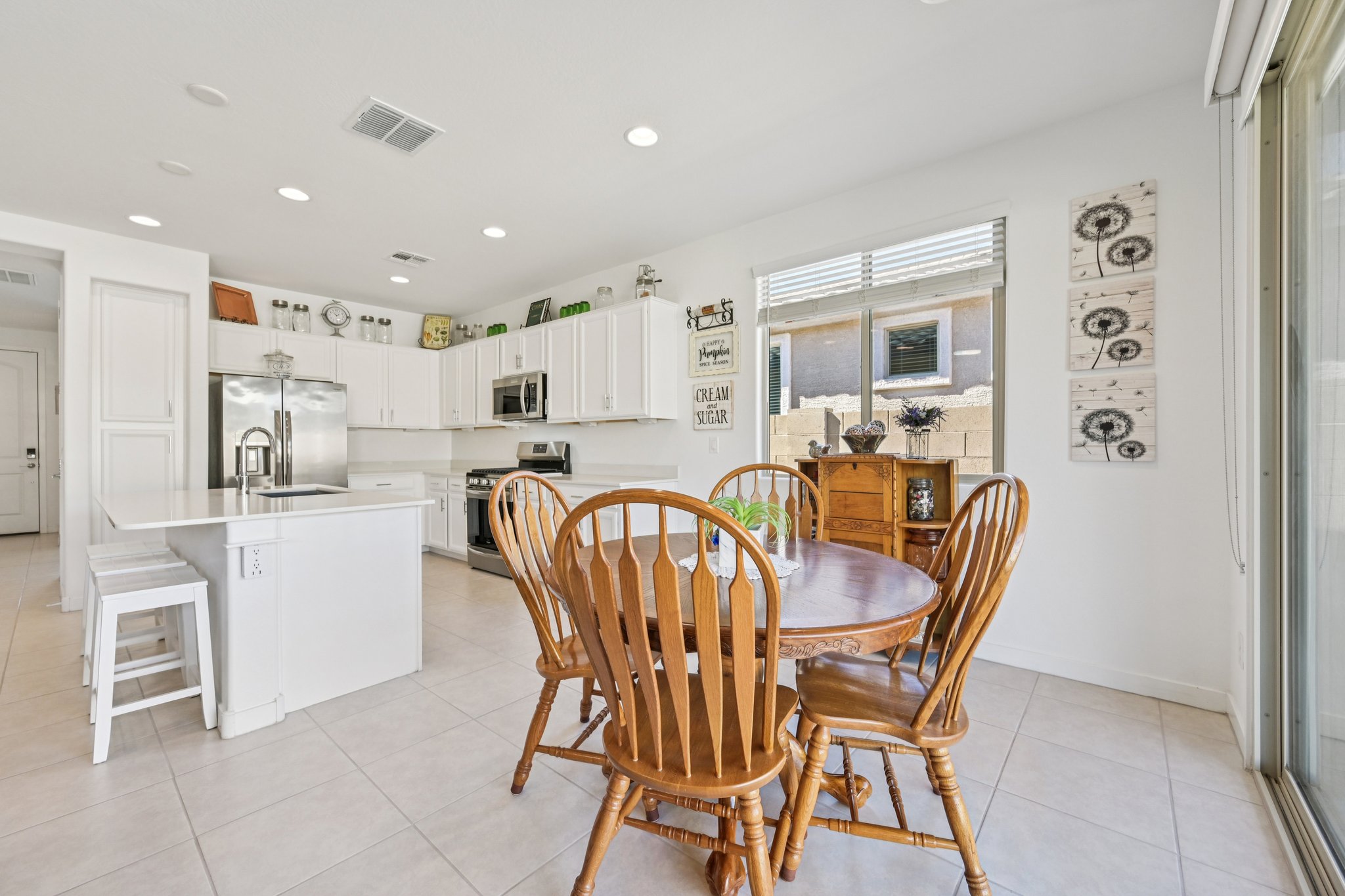 W Fallen Leaf Ln-S2002-013.jpg