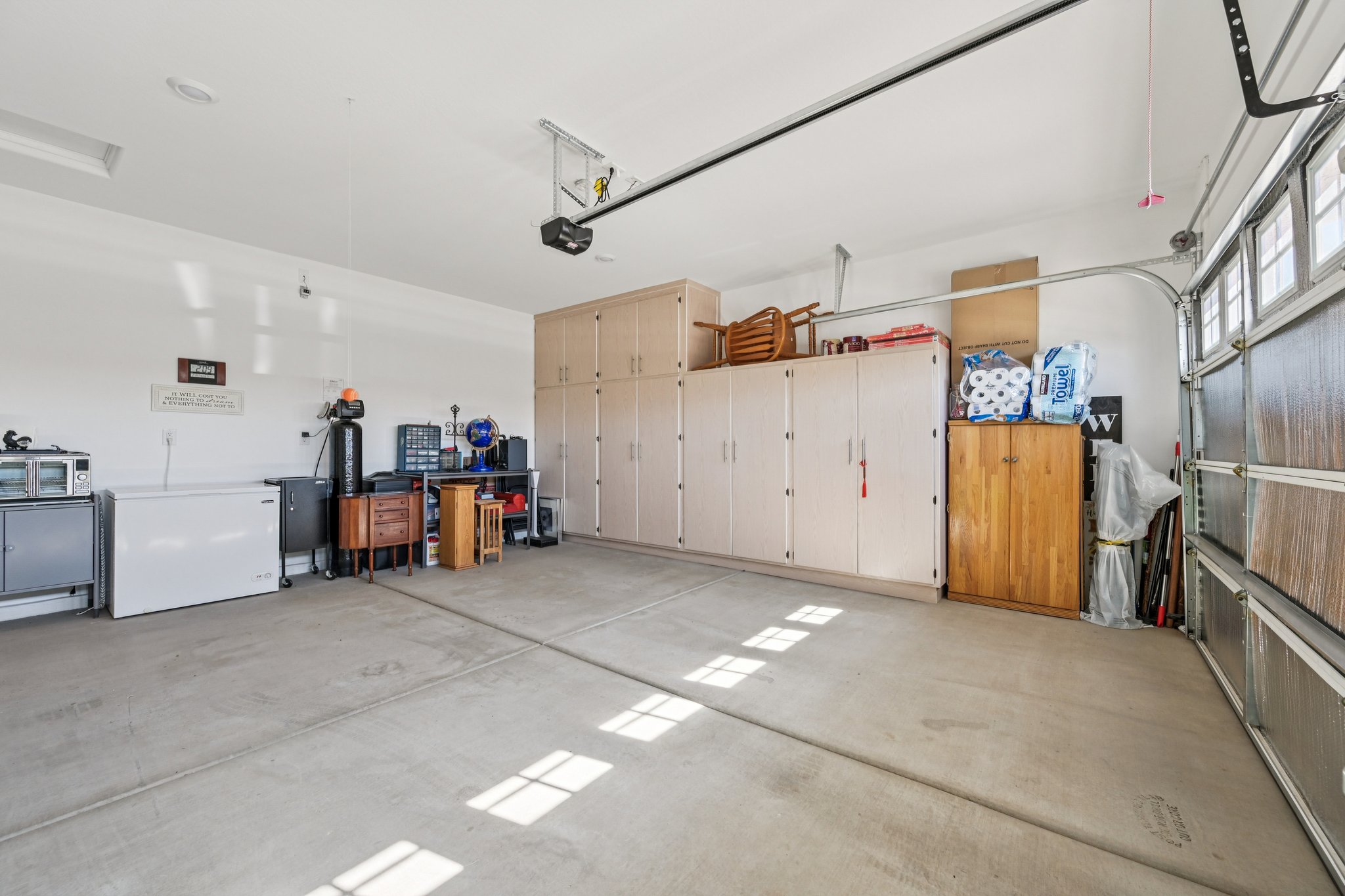 W Fallen Leaf Ln-S2002-031.jpg