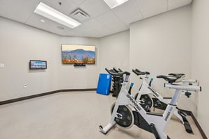 W Fallen Leaf Ln-2002-908.jpg