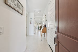 W Fallen Leaf Ln-S2002-006.jpg