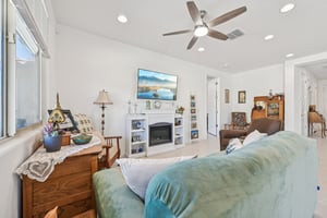 W Fallen Leaf Ln-S2002-008.jpg