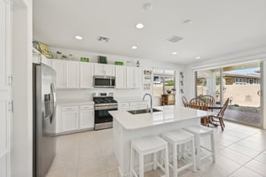 W Fallen Leaf Ln-S2002-015.jpg