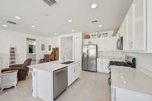 W Fallen Leaf Ln-S2002-017.jpg