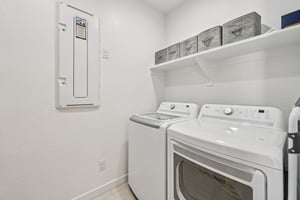 W Fallen Leaf Ln-S2002-023.jpg