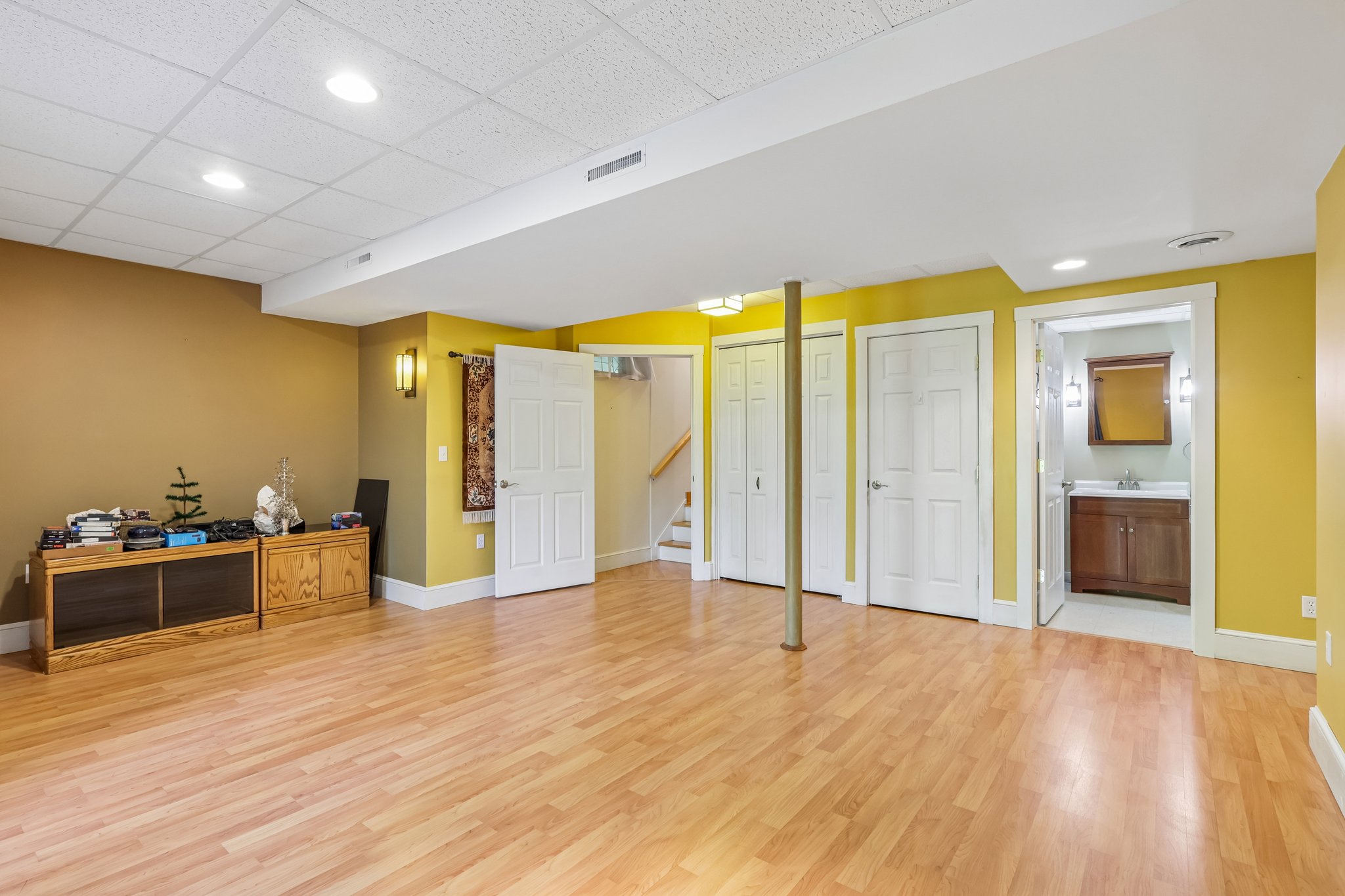 Farmington Rd-S1605-030.jpg