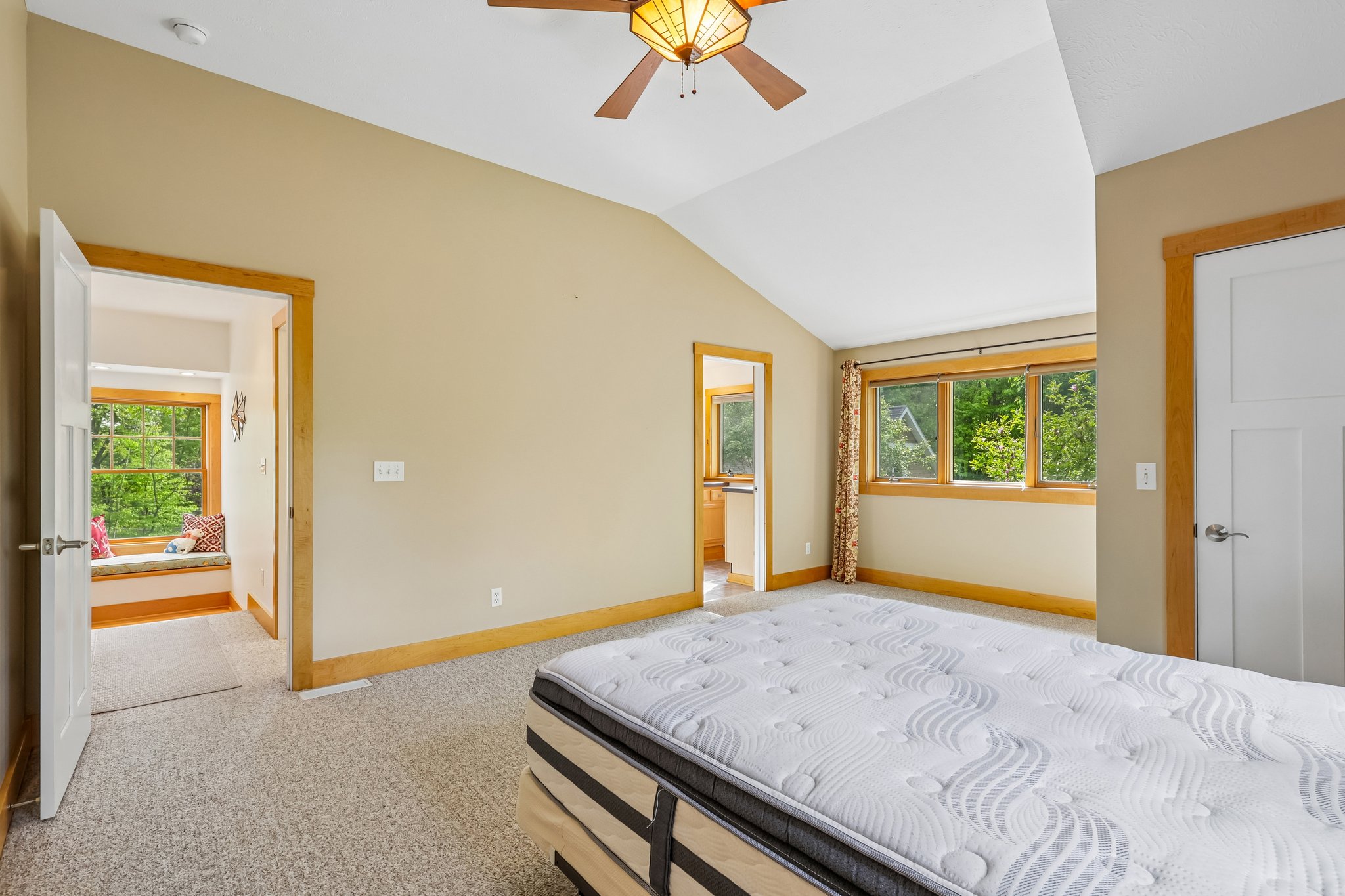 Farmington Rd-S1605-046.jpg
