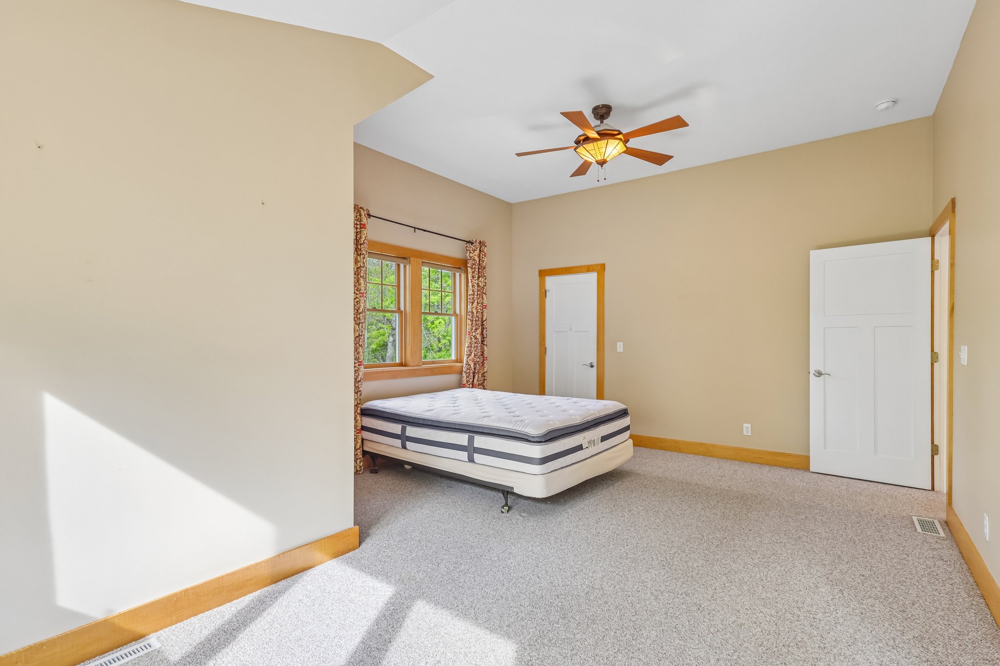 Farmington Rd-S1605-048.jpg