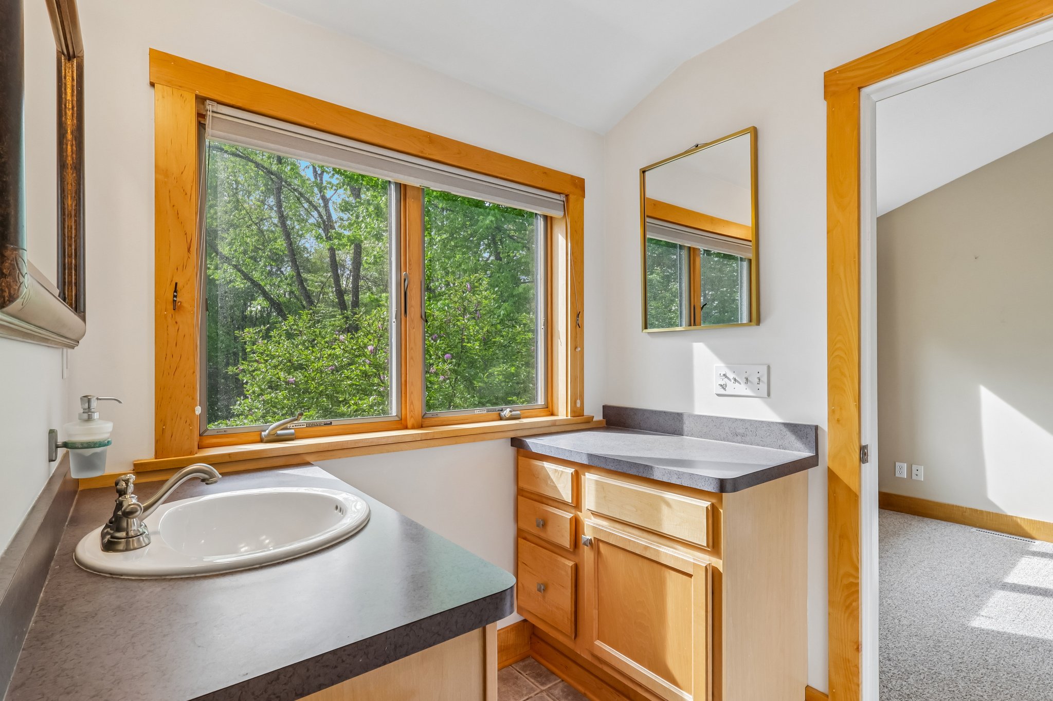 Farmington Rd-S1605-050.jpg
