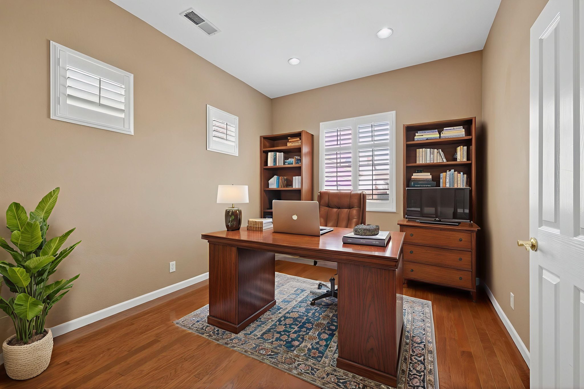 1716 Presidio Way-56 virtually staged.jpeg