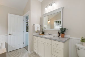  Photo 32